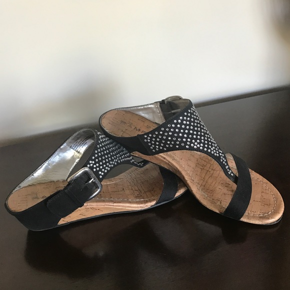 Rampage Shoes - EUC Rampage Sandal Black/Rhinestones Sz 9 LIKE NEW